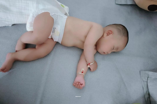 徐州4个月宝宝特点